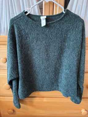 H&M Dark Green Crewneck Sweater